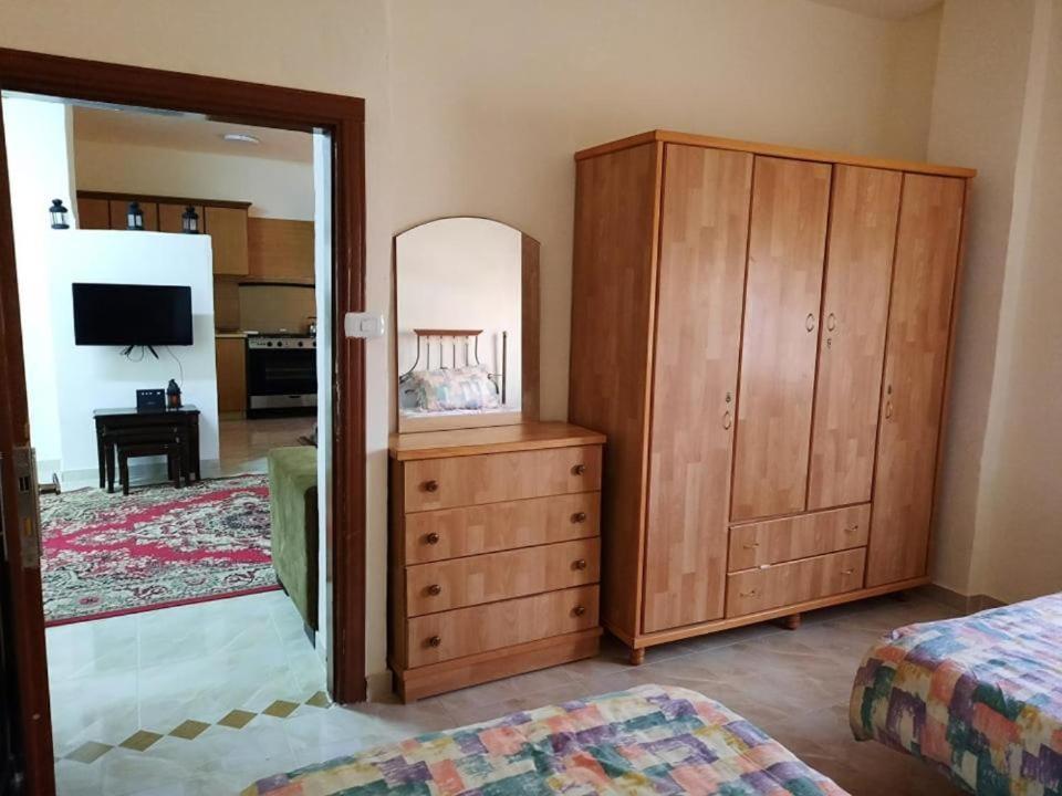 Emile Altwal Madaba Hotel ภายนอก รูปภาพ
