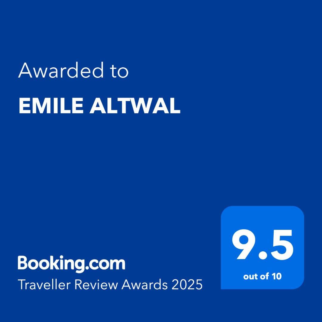 Emile Altwal Madaba Hotel ภายนอก รูปภาพ